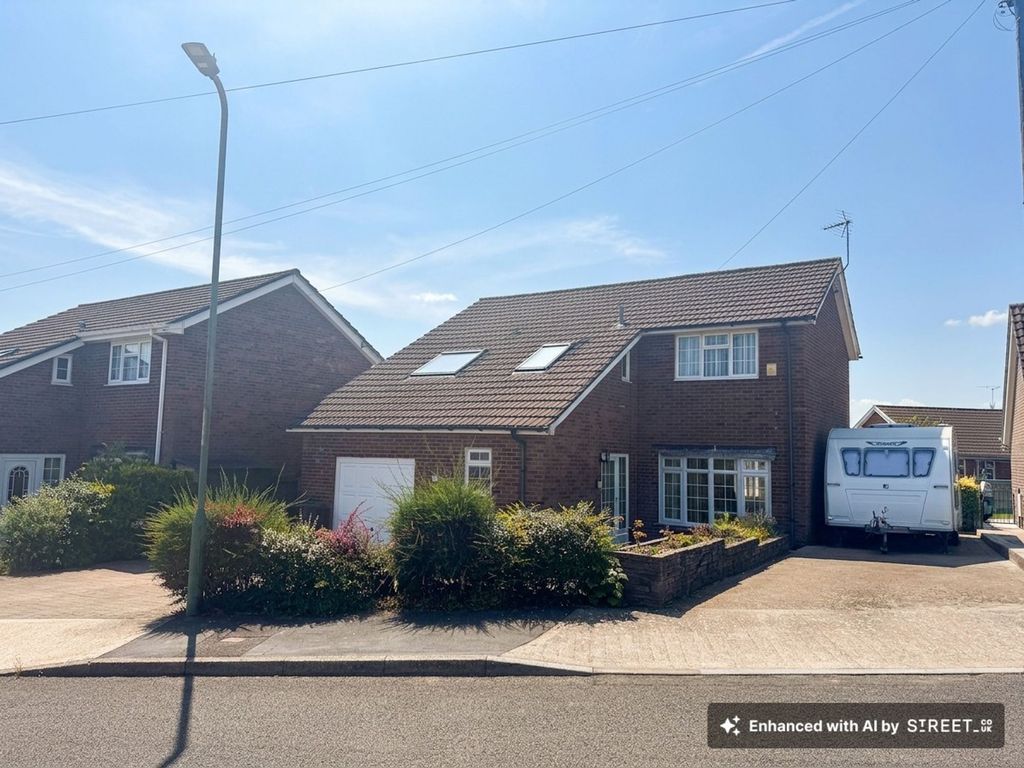 Property photo 1 of 47