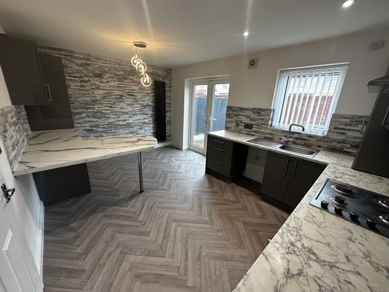 Property photo 3 of 17 Photo 3