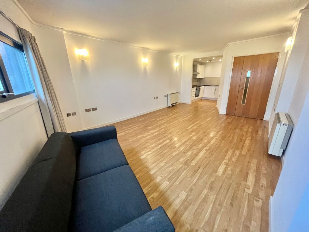 Property photo 2 of 10 Image