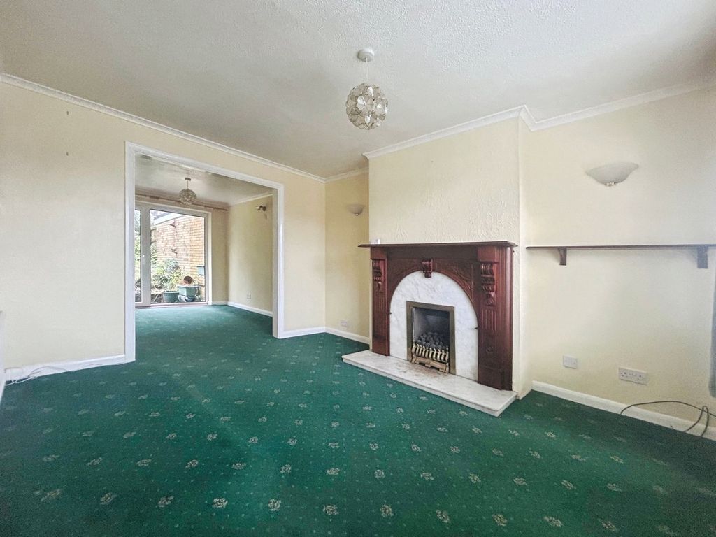 Property photo 2 of 21