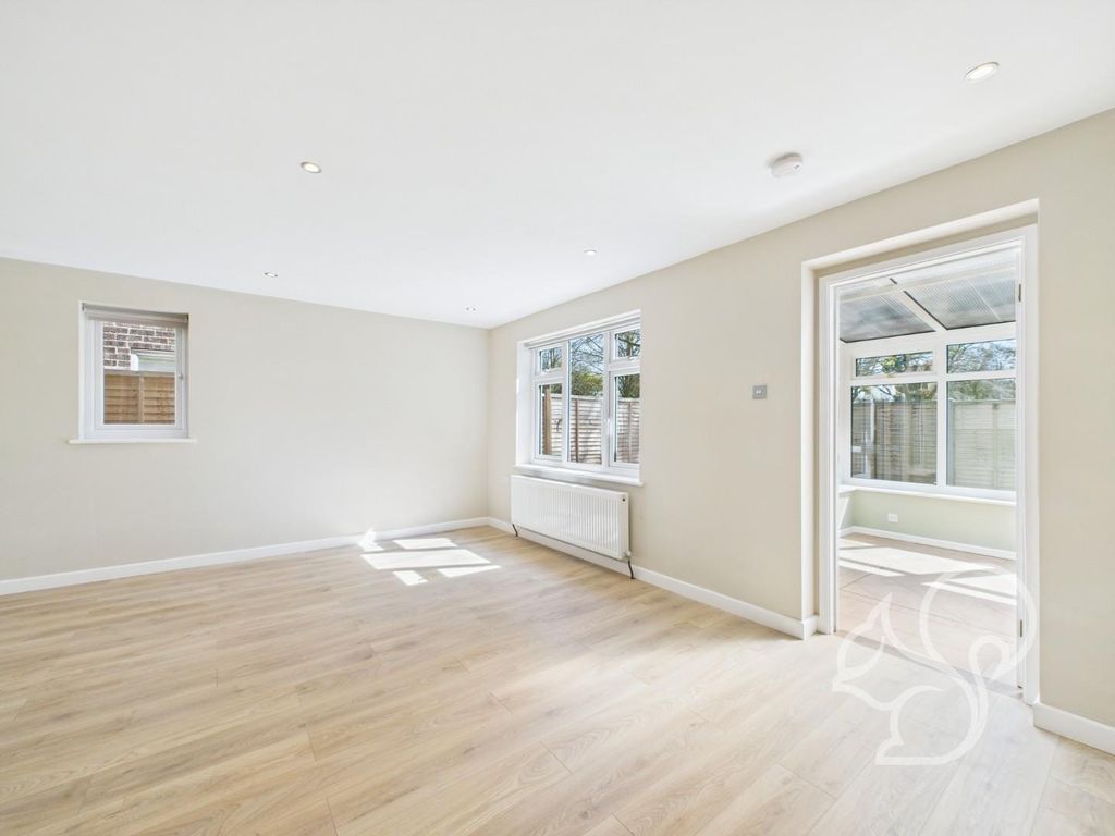Property photo 3 of 24 Cam02112G0-Pr0121-Still013.Jpg