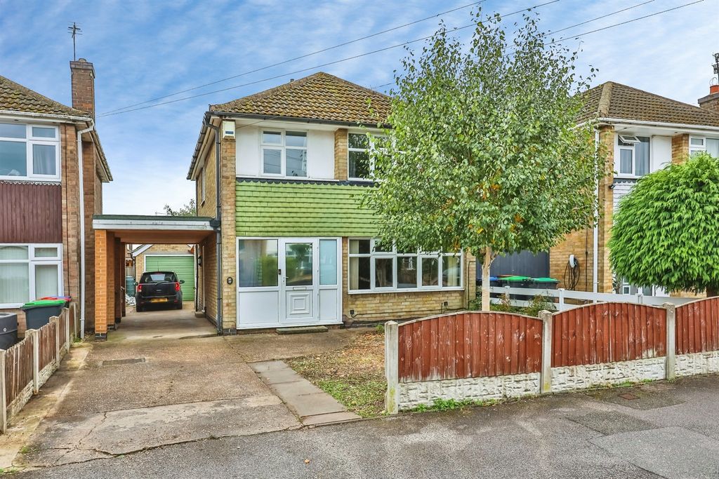 Property photo 1 of 23