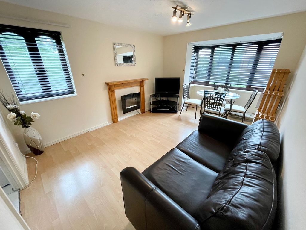 Property photo 1 of 7 Image