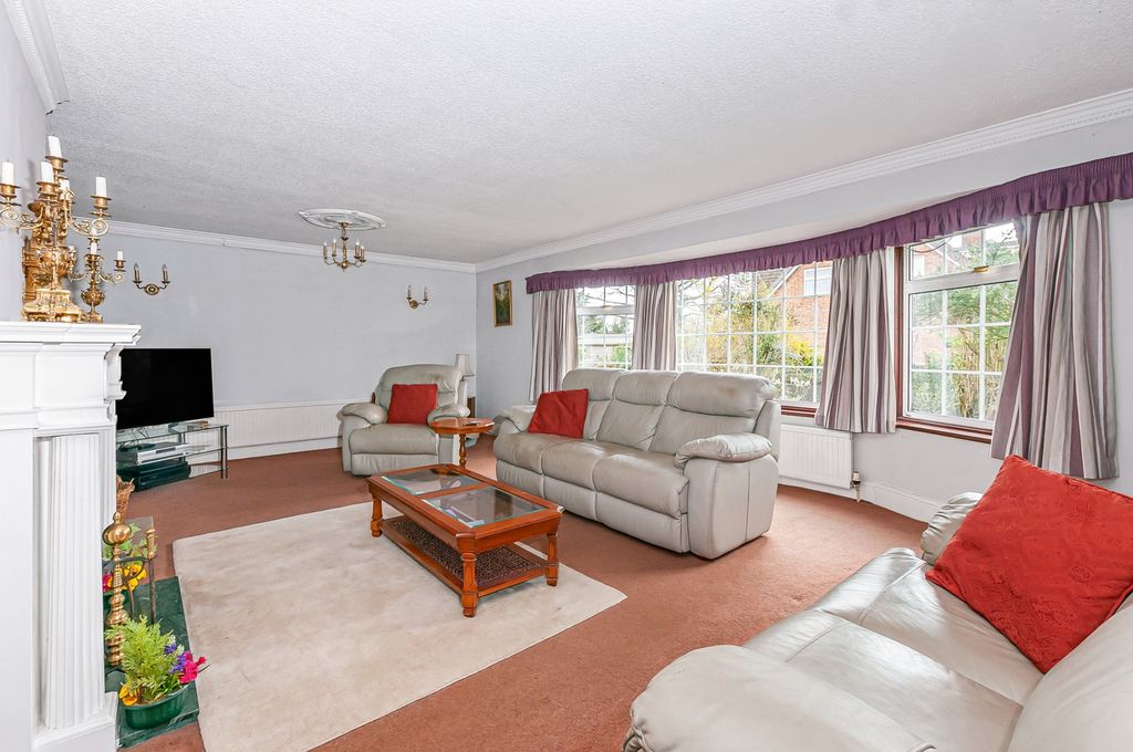Property photo 3 of 22