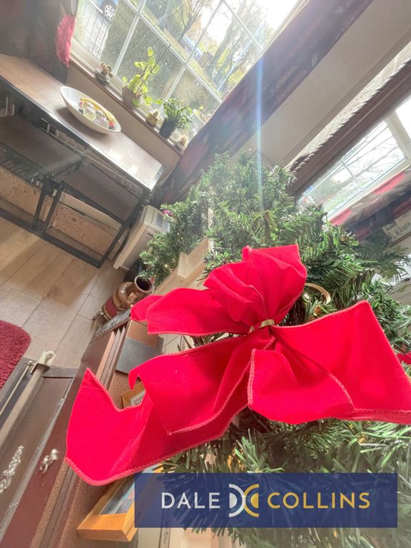 Property photo 3 of 15 Photo 4