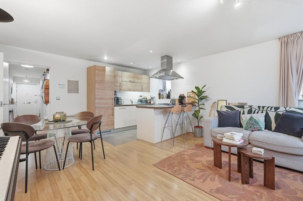 Property photo 2 of 17 Img_3377.Jpg