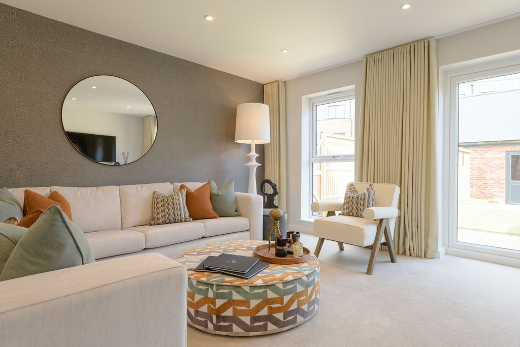 Property photo 2 of 13