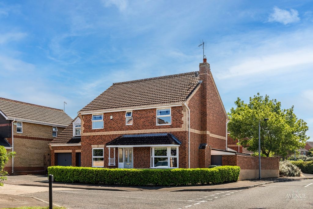 Property photo 1 of 38 5424121