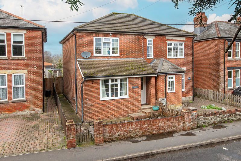 Property photo 1 of 12 External