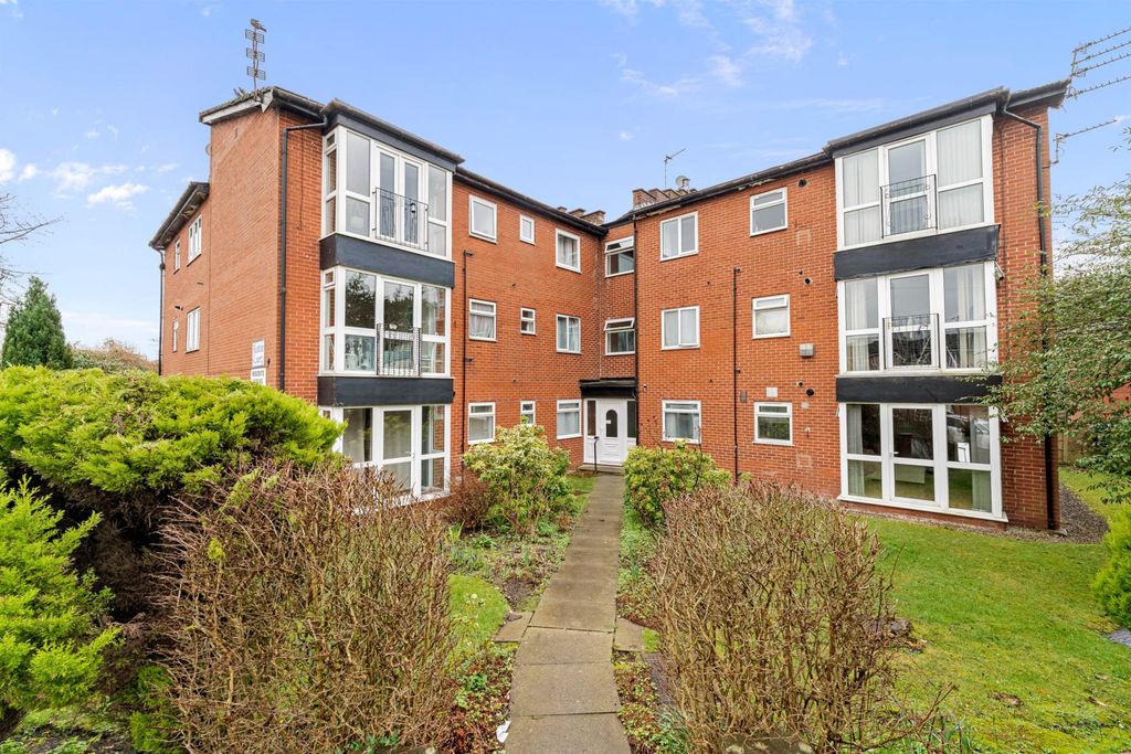 Property photo 1 of 9