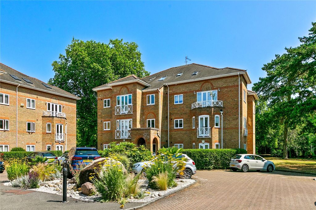 Property photo 1 of 14 Picture No. 02