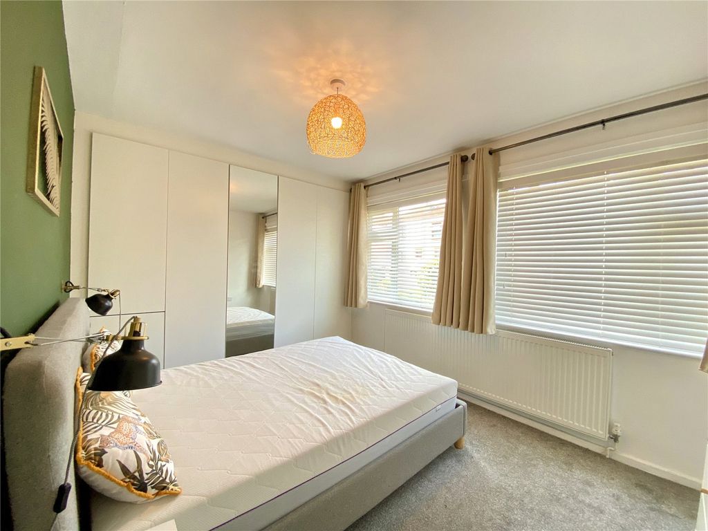 Property photo 3 of 22 Picture No. 14