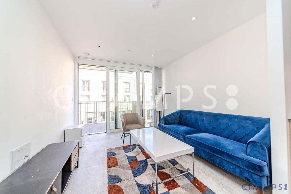 Property photo 3 of 18 Gallery