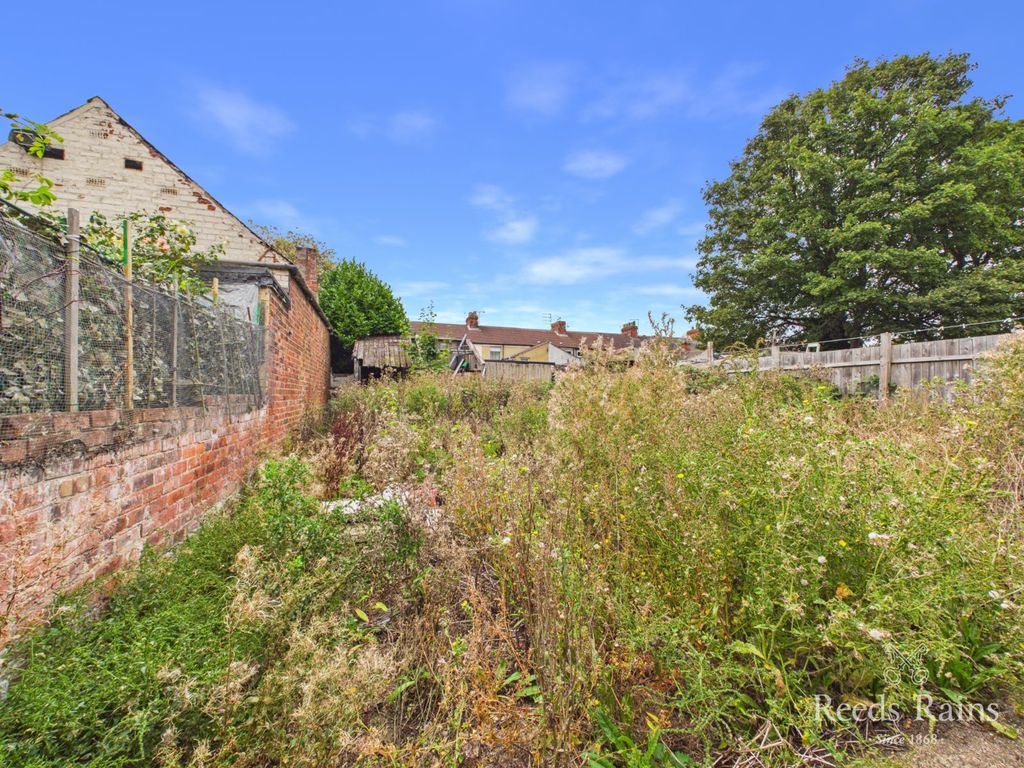 Property photo 3 of 15 Rear Garden