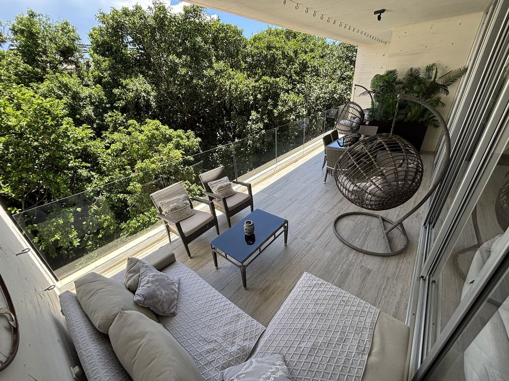 Property photo 3 of 42