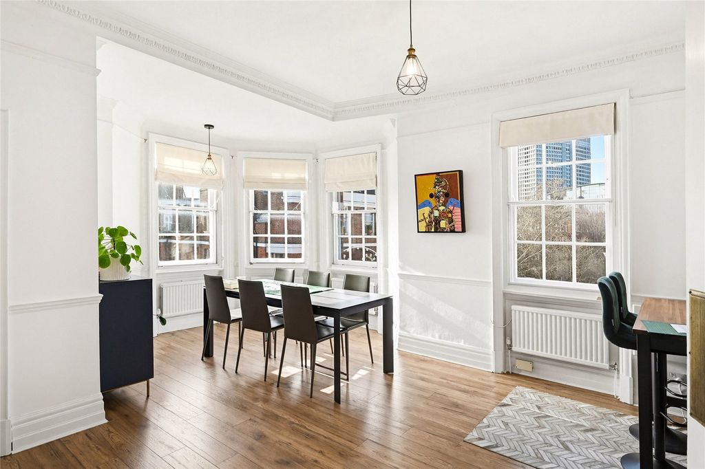 Property photo 2 of 17 Picture No. 41