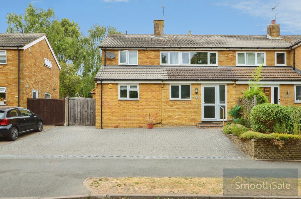 Property photo 2 of 32