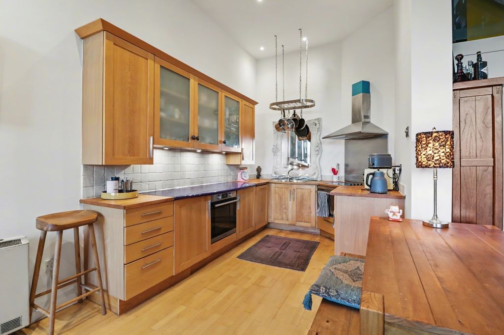 Property photo 3 of 25 Img_7597