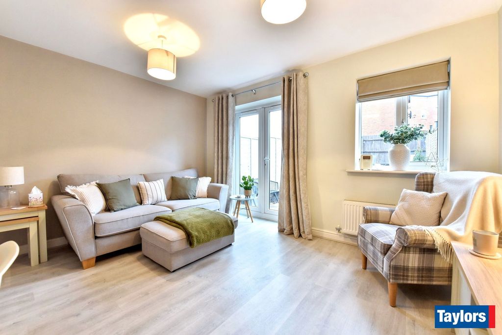 Property photo 3 of 17