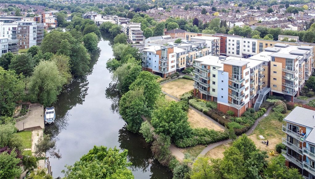 Property photo 1 of 9 Drone Shot