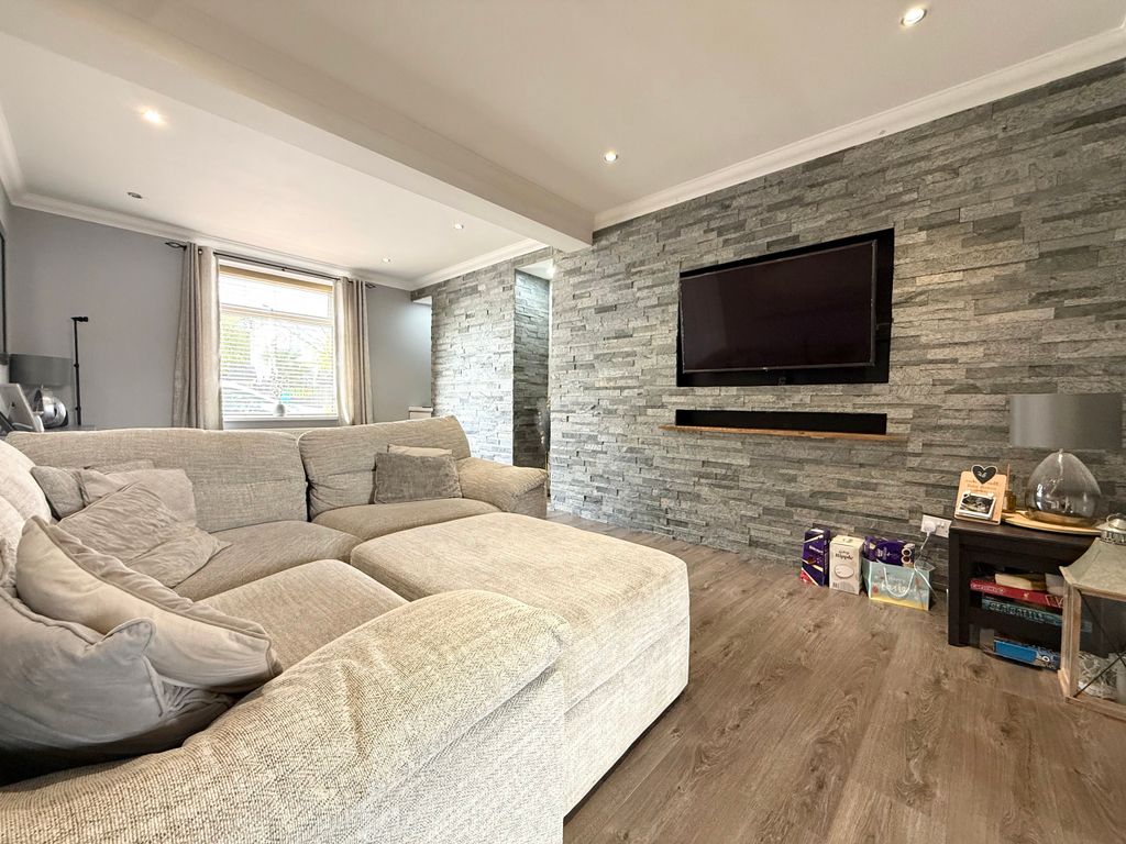 Property photo 2 of 17 Img_0724.Jpeg