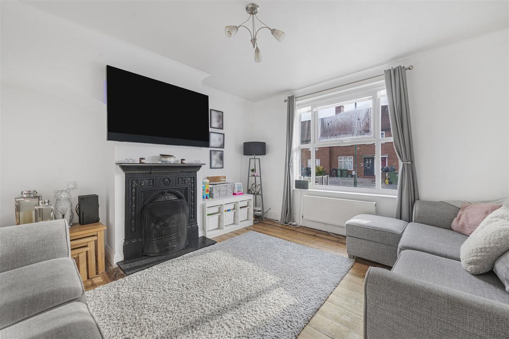 Property photo 2 of 9 3_64773.Jpg