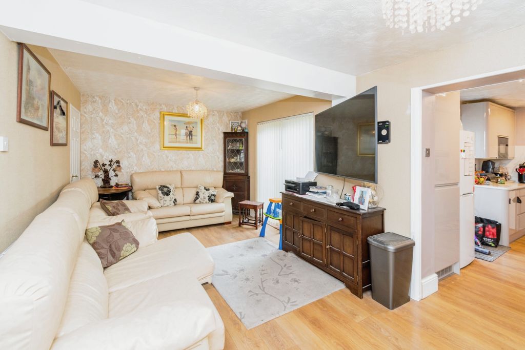 Property photo 2 of 13 Photography