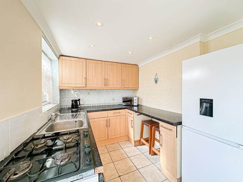 Property photo 2 of 18 Photo 9