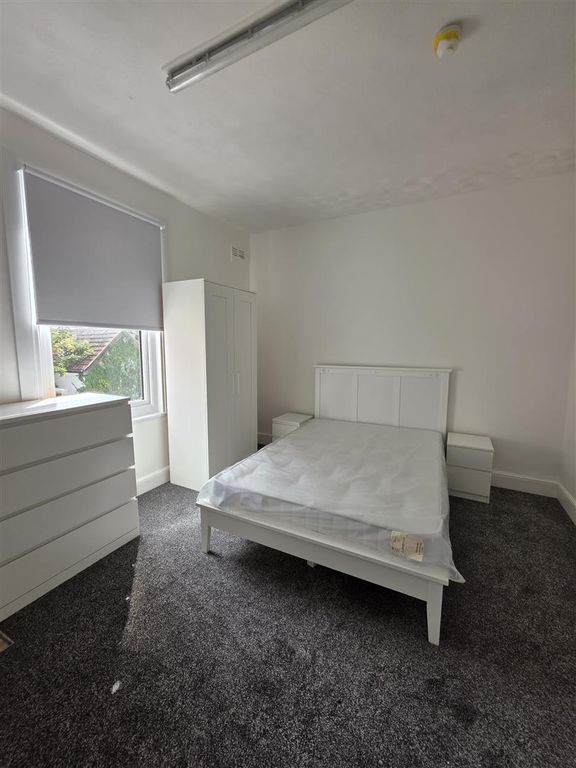 Property photo 2 of 9 Manor Road Bed4 .Jpg