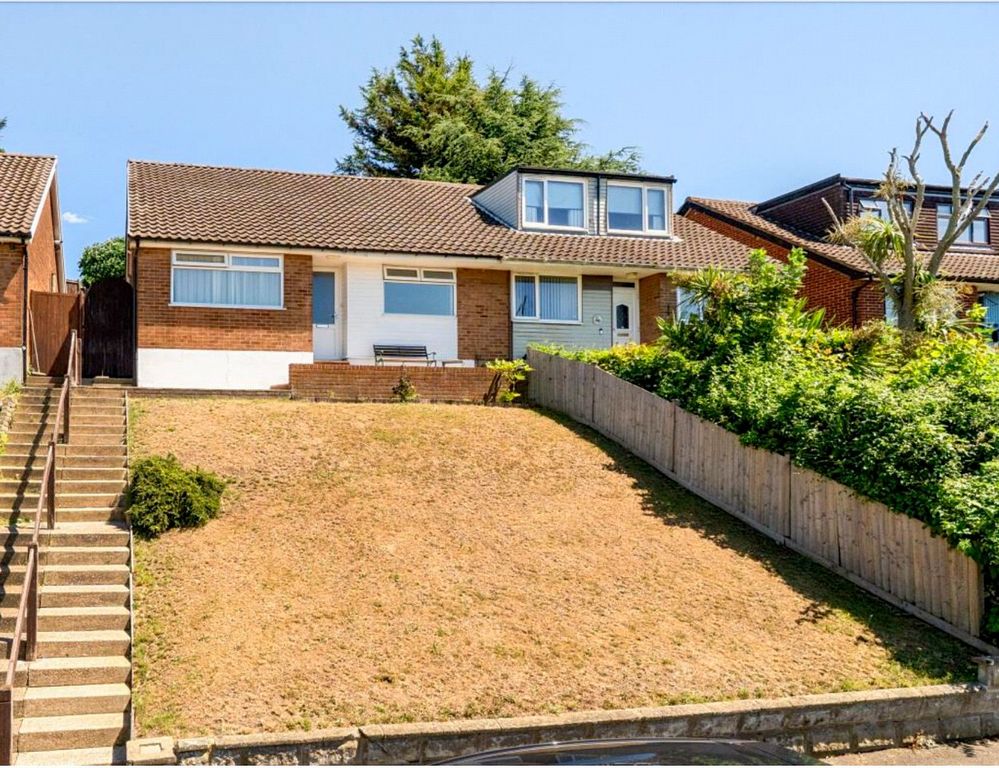 Property photo 1 of 21 Front Aspect V