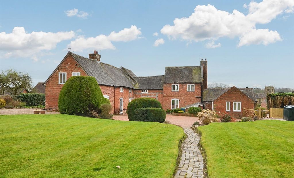 Property photo 1 of 39