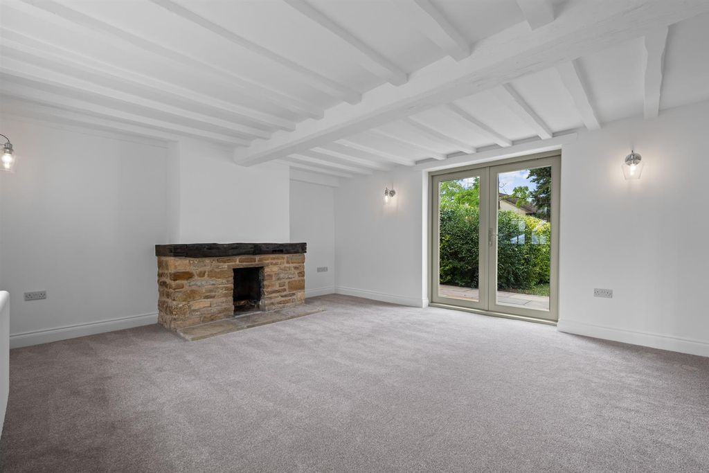 Property photo 3 of 46 12 Castle View-27.Jpg