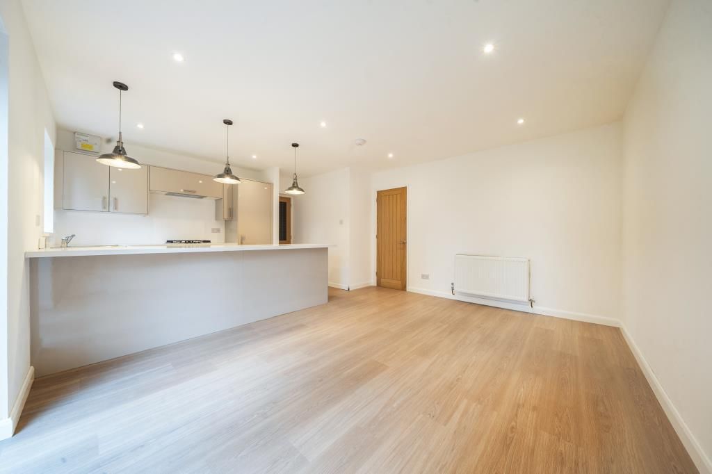 Property photo 3 of 19 Reception