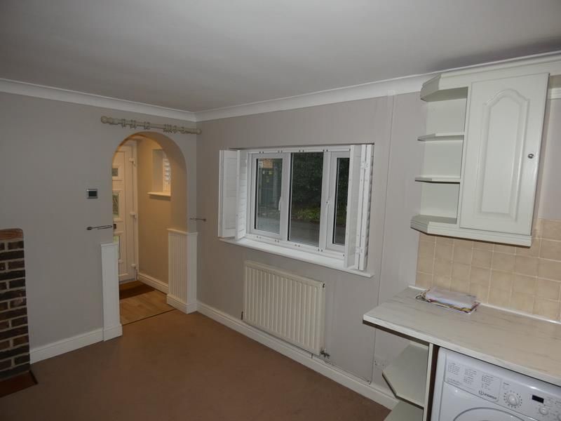 Property photo 3 of 8 Kitchen/Sitting Room