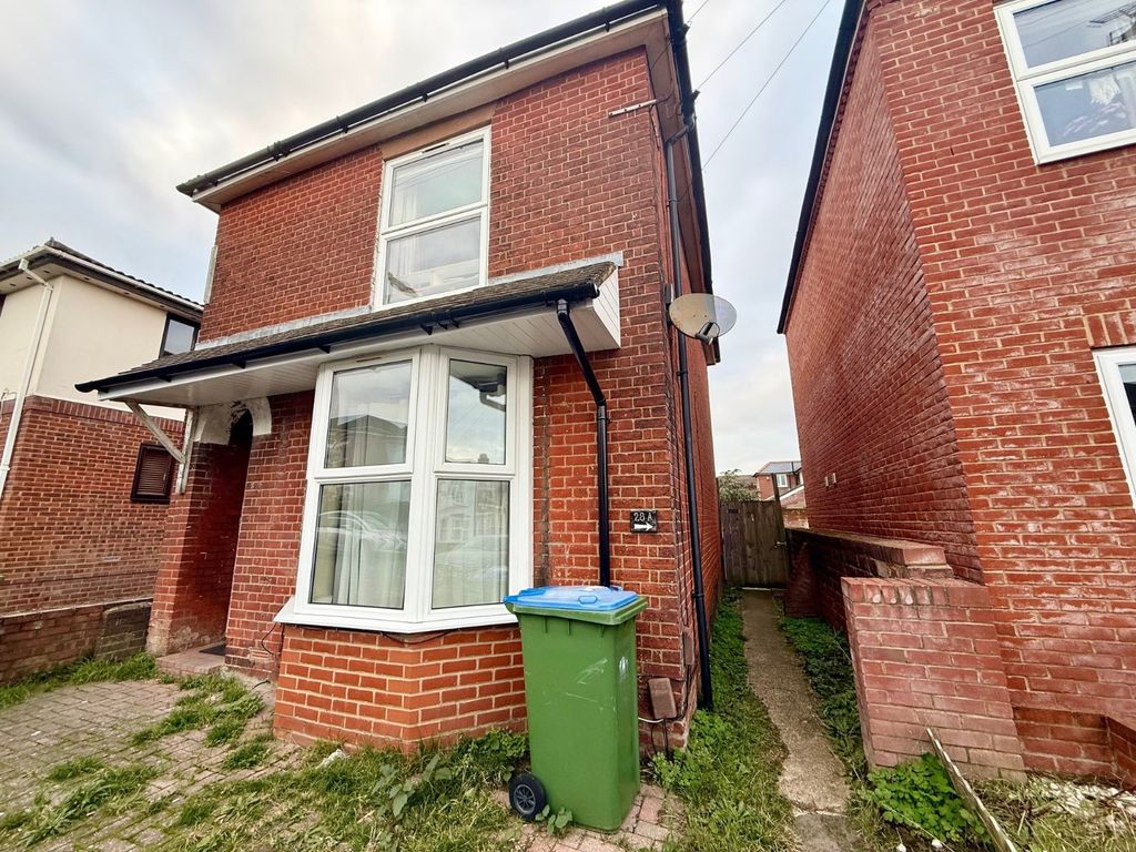 Property photo 1 of 10 Picture No. 16