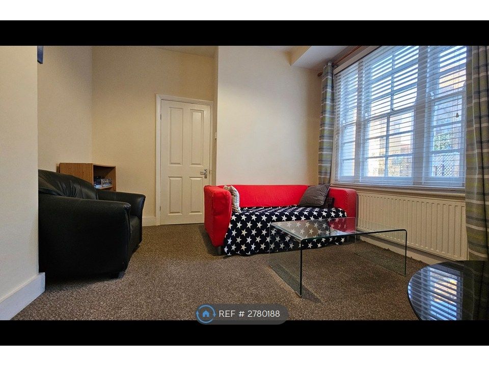 Property photo 3 of 22