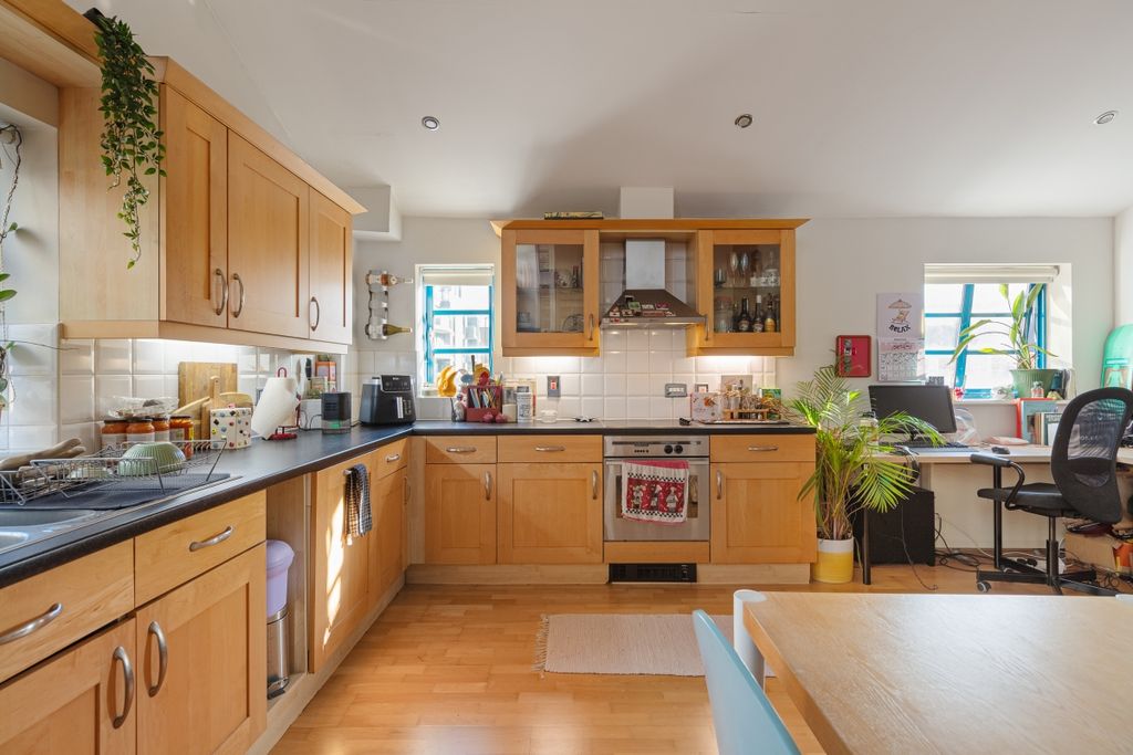 Property photo 3 of 14 094A5239-Hdr