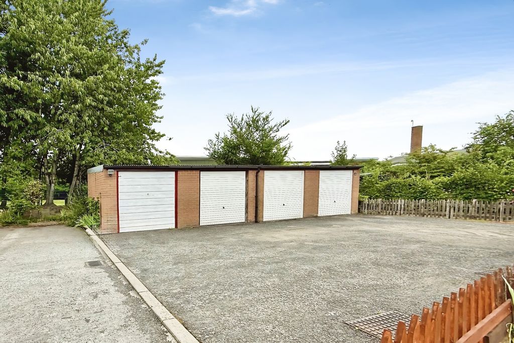 Property photo 3 of 15 External