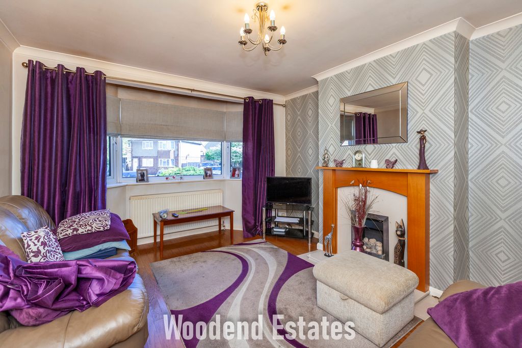 Property photo 2 of 20