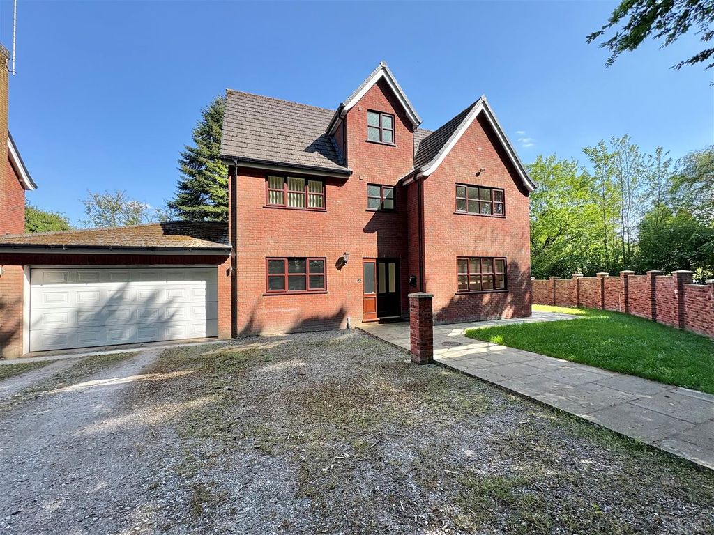 Property photo 1 of 18