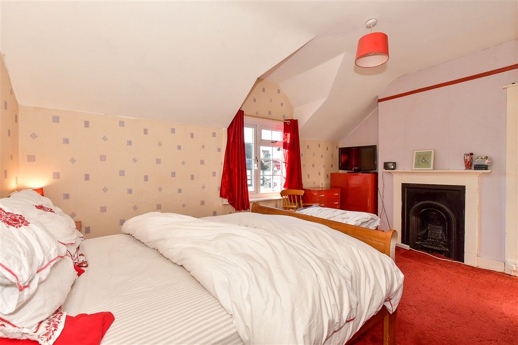 Property photo 3 of 13 Bedroom 1