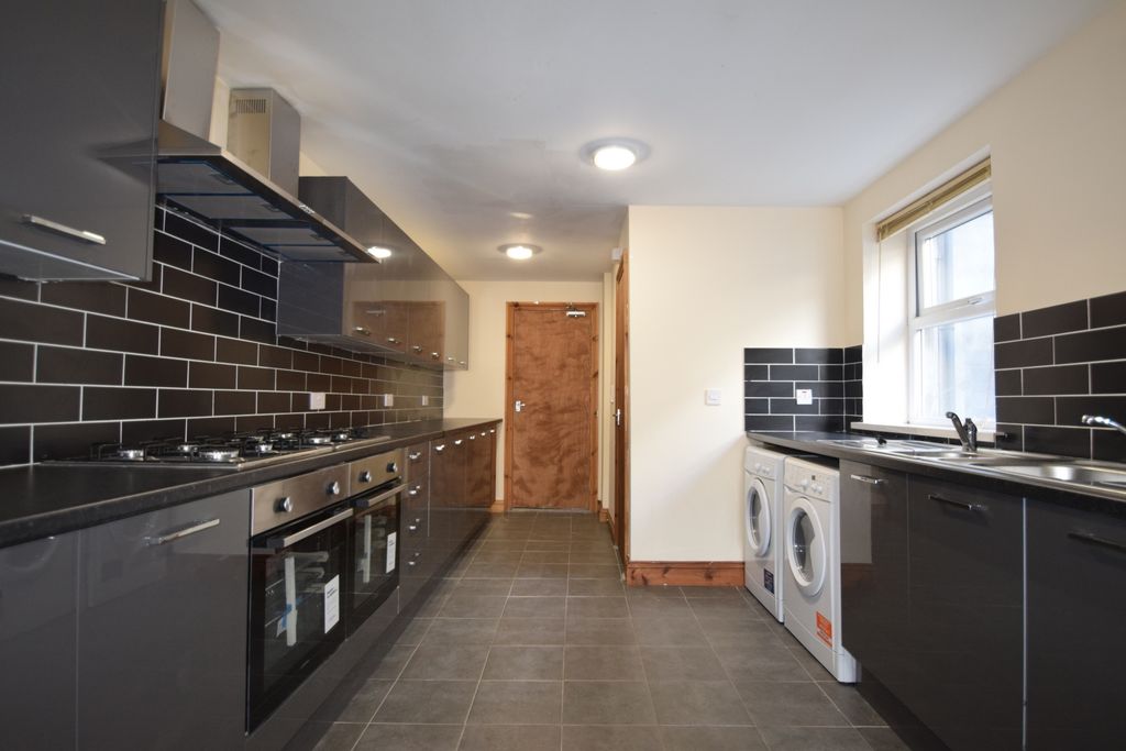 Property photo 2 of 19 Photo 2