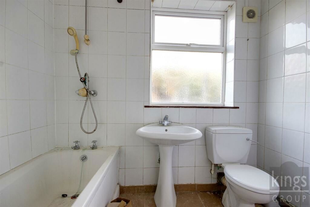 Property photo 3 of 6