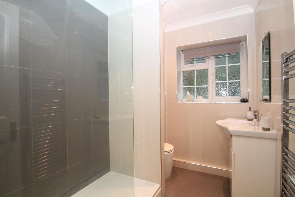 Property photo 3 of 15 Img_2194.Jpg