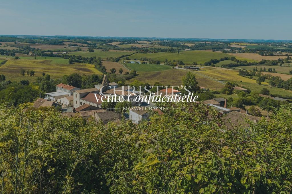 Property photo 1 of 1 Elegant Manoir With Guest Accommodation And Entertaining Rooms Set Within 14 Hectares