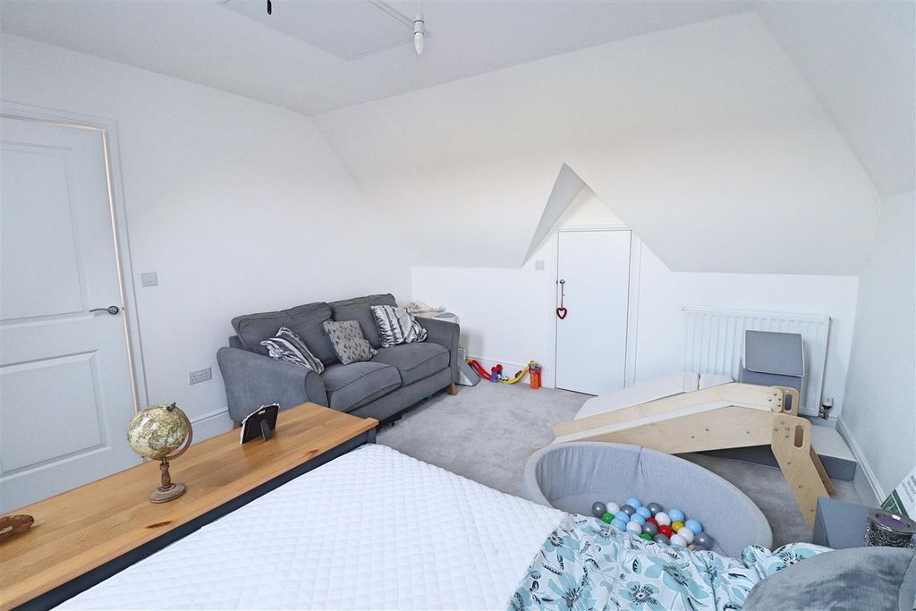 Additional image 33 of 5 bed detached house for saleHome Field Drive, Braintree CM7