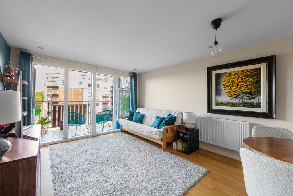 Property photo 2 of 15 094A6333