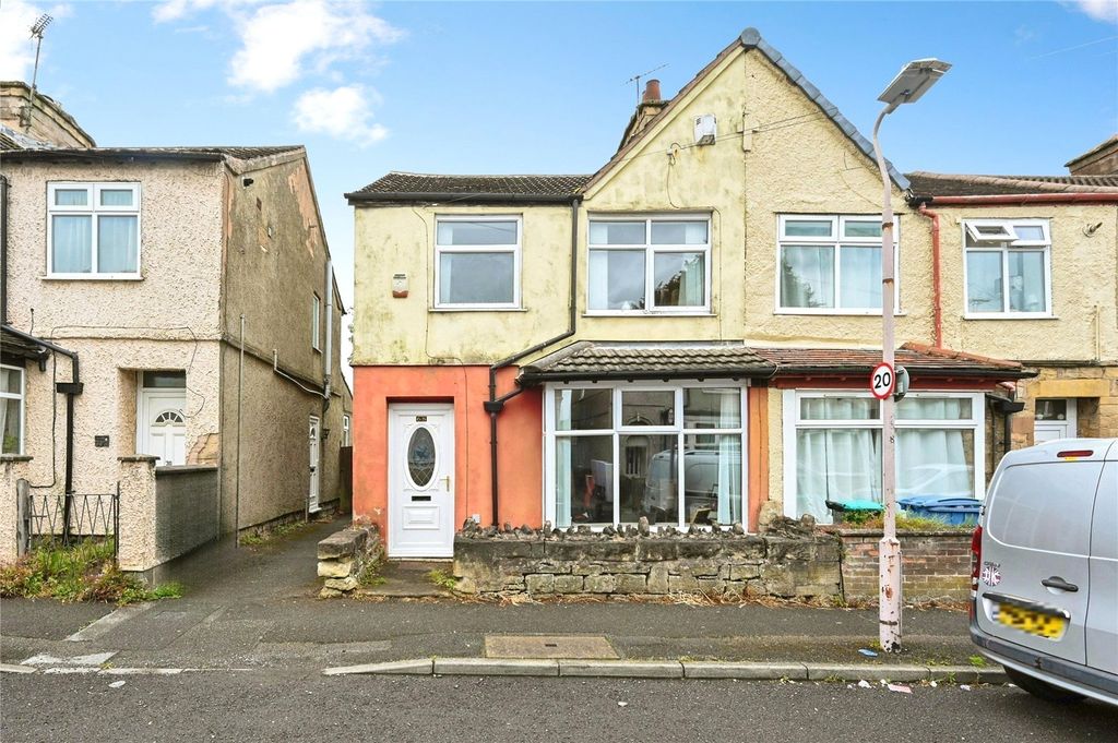 Property photo 1 of 18 Front