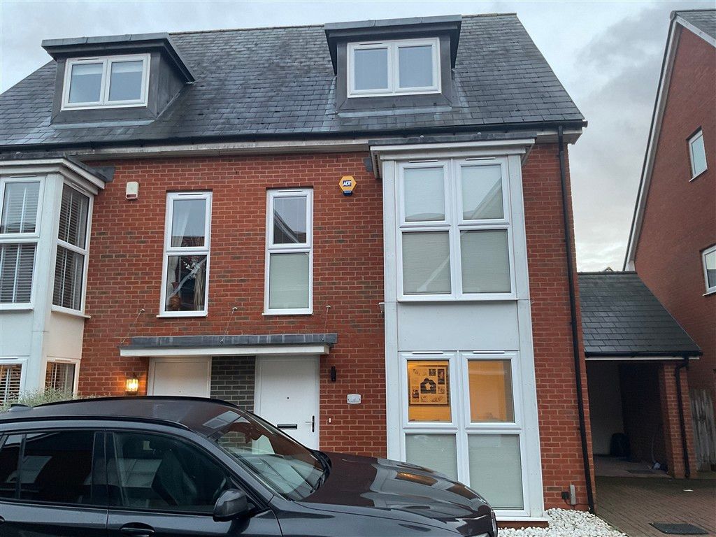 Property photo 1 of 1 External