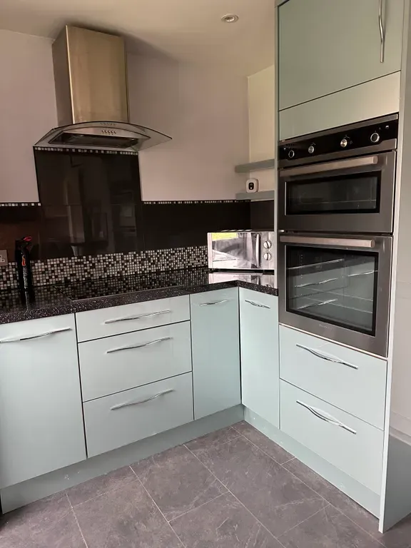 Property photo 3 of 5